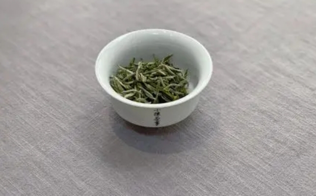 信阳毛尖明前茶价格.jpg 信阳毛尖明前茶价格.jpg