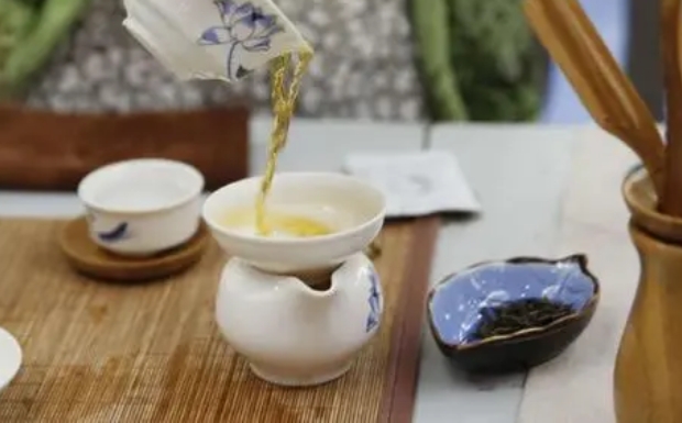 江西狗牯脑茶保质期是多久.jpg
