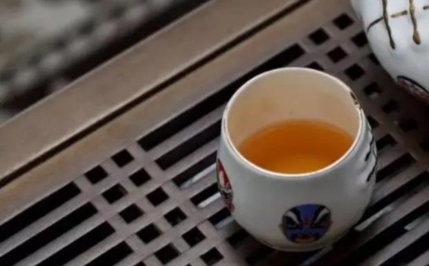 储存双龙银针茶的注意的问题.jpg 储存双龙银针茶的注意的问题.jpg