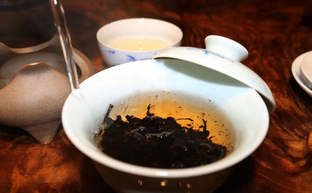 黑毛茶怎么冲泡.png
