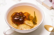 胖大海茶菊花茶泡水喝的功效和禁忌有哪些
