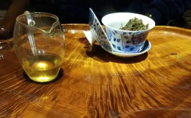 双井绿和宁红功夫茶哪个好.jpg 双井绿和宁红功夫茶哪个好.jpg