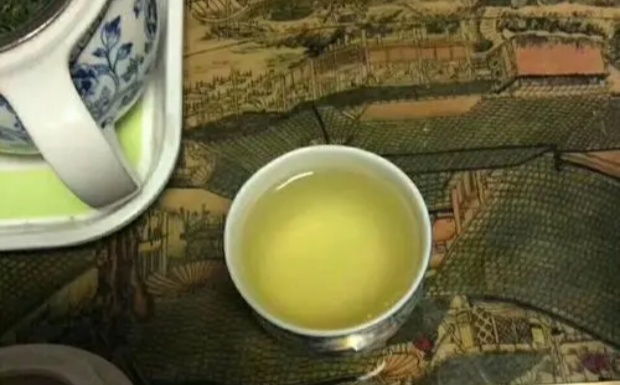 桐庐天尊贡芽有哪些功效.jpg 桐庐天尊贡芽有哪些功效.jpg