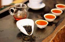 信阳红茶的功效与作用禁忌是什么