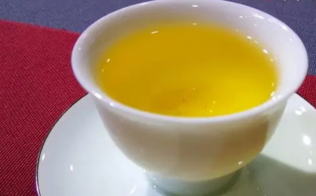 白鸡冠茶叶的功效与作用.jpg 白鸡冠茶叶的功效与作用.jpg
