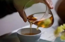 信阳红茶属于什么档次的茶