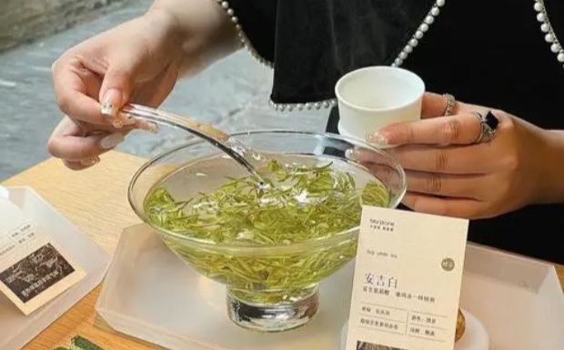 云南红茶的功效与作用.jpg