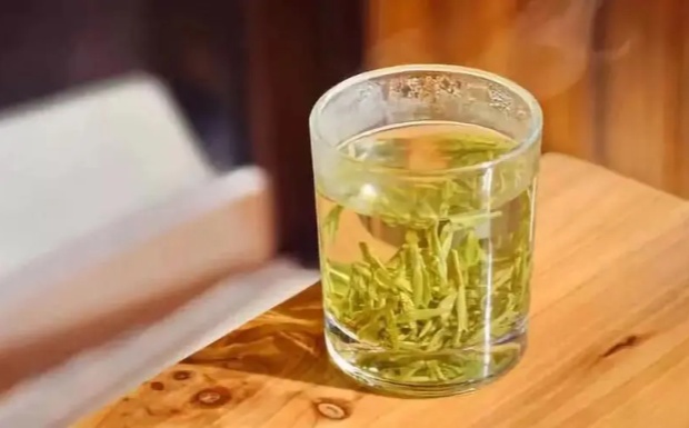 金银花茶可以喝药吗.jpg 金银花茶可以喝药吗.jpg