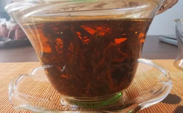 武夷肉桂茶的冲泡方法.jpg 武夷肉桂茶的冲泡方法.jpg