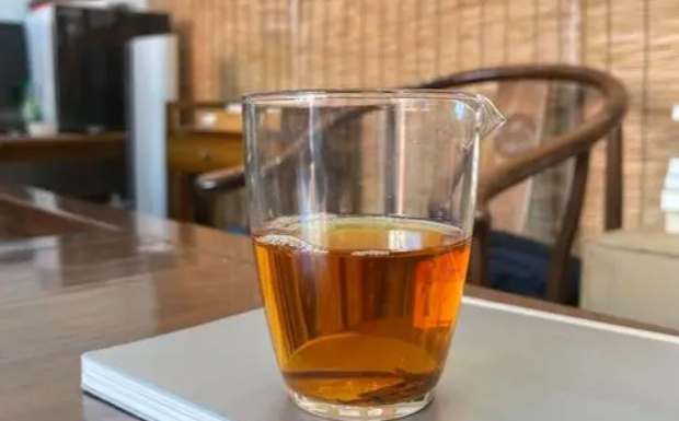 老班章普洱茶功效与作用.jpg