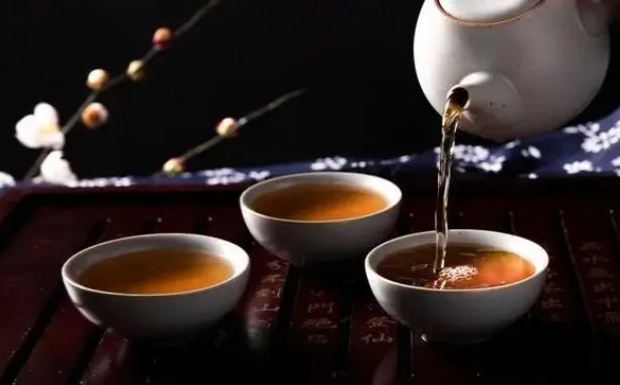 川红工夫红茶的功效与禁忌.jpg 川红工夫红茶的功效与禁忌.jpg