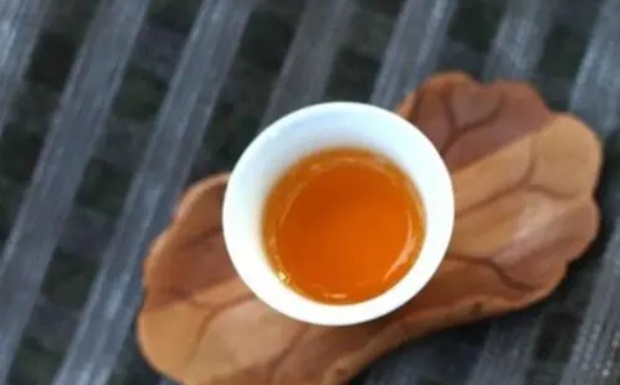 金莲花茶的作用和功效.jpg 金莲花茶的作用和功效.jpg
