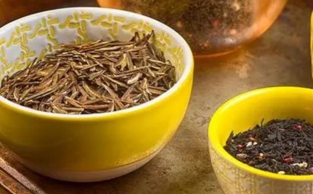 福鼎白毫银针与政和白毫银针有什么不同.jpg 福鼎白毫银针与政和白毫银针有什么不同.jpg