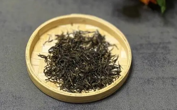 如何区别金骏眉和银骏眉.jpg 如何区别金骏眉和银骏眉.jpg