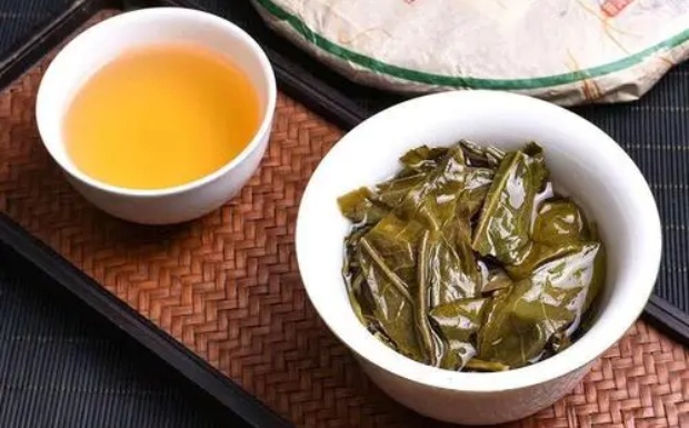 老班章普洱茶多少钱一饼.jpg 老班章普洱茶多少钱一饼.jpg
