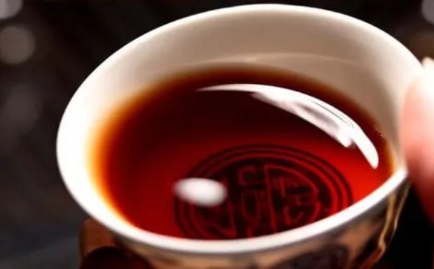 云南七子饼茶是生茶还是熟茶.jpg 云南七子饼茶是生茶还是熟茶.jpg