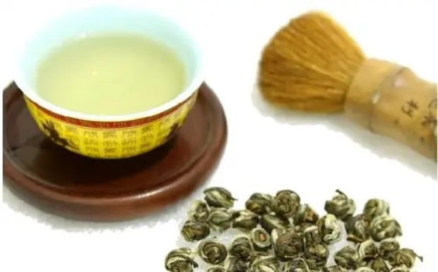 如何泡茉莉花茶.jpg