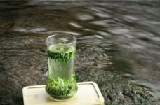 竹叶青茶价格