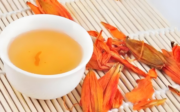 百合花茶有哪些功效.jpg 百合花茶有哪些功效.jpg