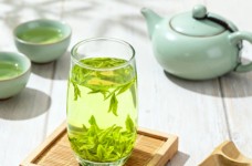 鸠坑毛尖能喝吗